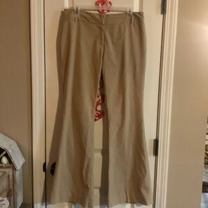 Worthington size 8 boot cut khaki pants